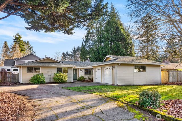 3102 60th Loop SE, Olympia, WA 98501