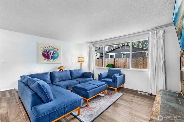 3102 60th Loop SE, Olympia, WA 98501