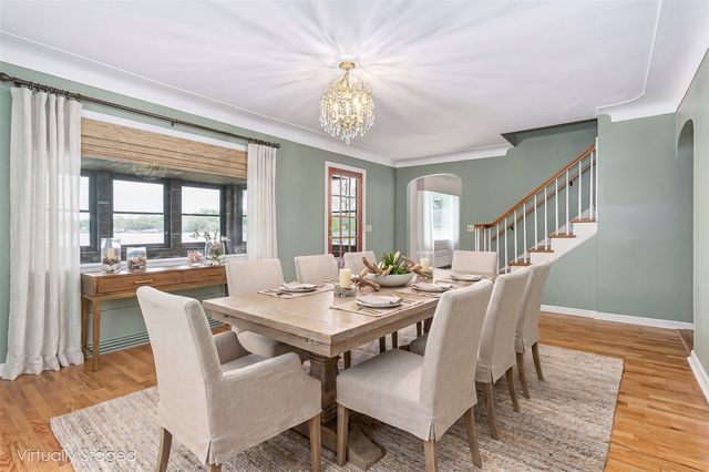434 Crooked Lake Drive, Kalamazoo, MI 49009