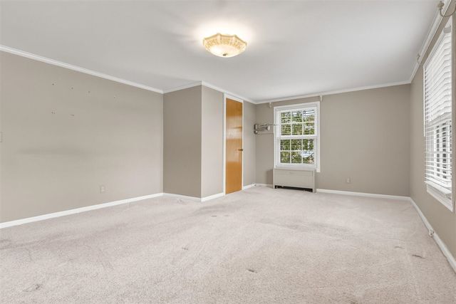 434 Crooked Lake Drive, Kalamazoo, MI 49009