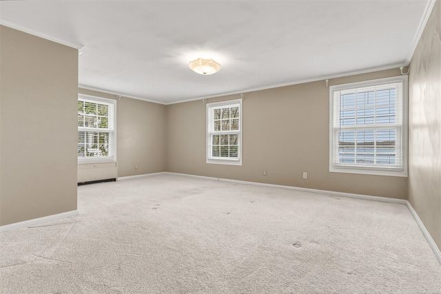 434 Crooked Lake Drive, Kalamazoo, MI 49009