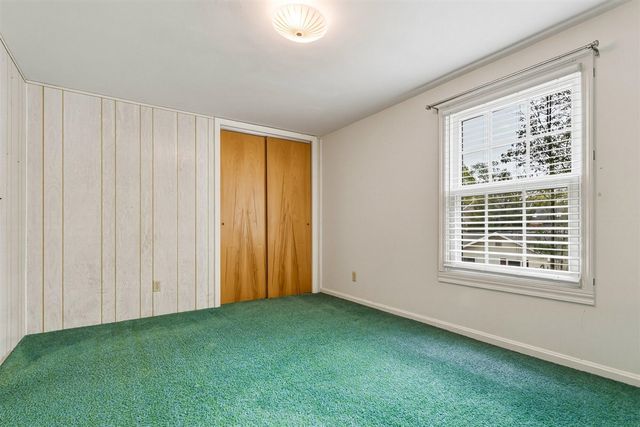 434 Crooked Lake Drive, Kalamazoo, MI 49009