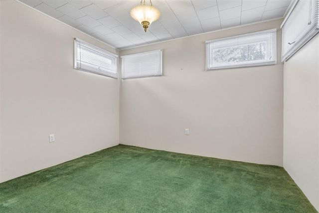 434 Crooked Lake Drive, Kalamazoo, MI 49009