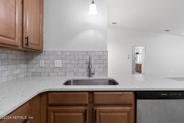 101 BRANNAN Place 112, St. Johns, FL 32259