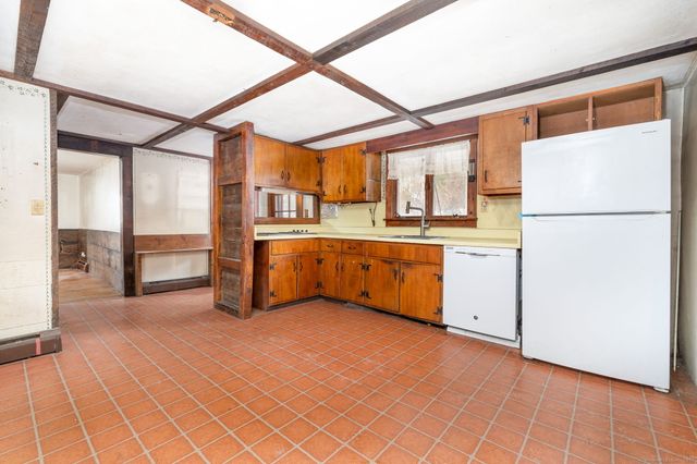 981 Hopewell Road, Glastonbury, CT 06073
