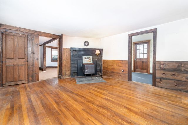 981 Hopewell Road, Glastonbury, CT 06073