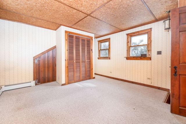 981 Hopewell Road, Glastonbury, CT 06073