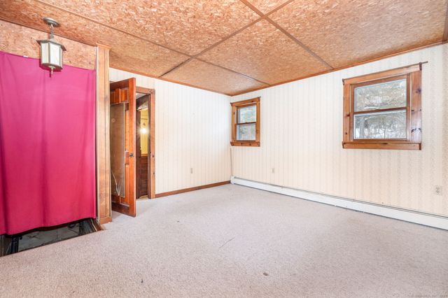 981 Hopewell Road, Glastonbury, CT 06073