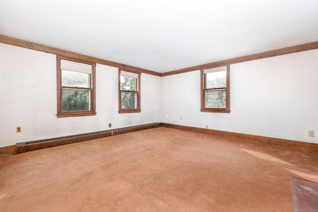 981 Hopewell Road, Glastonbury, CT 06073
