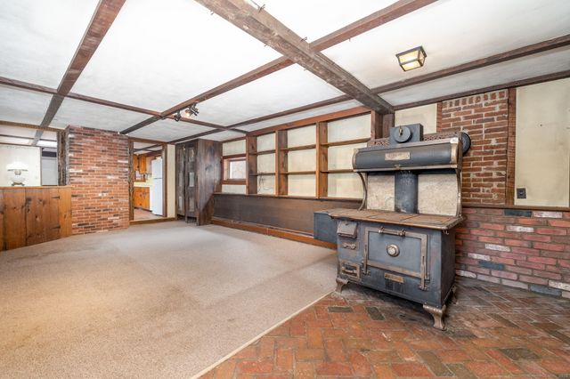 981 Hopewell Road, Glastonbury, CT 06073