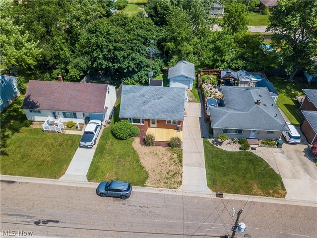 1703 41st Street NW, Canton, OH 44709