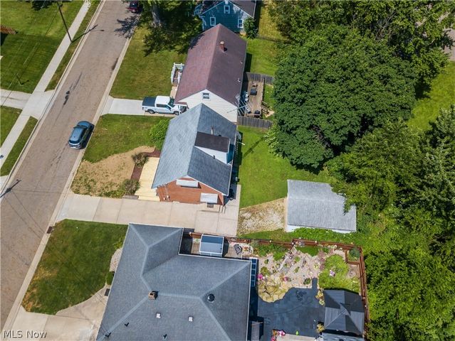 1703 41st Street NW, Canton, OH 44709