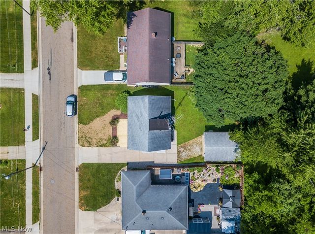 1703 41st Street NW, Canton, OH 44709