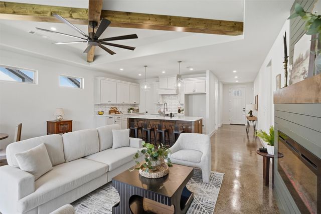 804 Lavender Court, Tolar, TX 76476