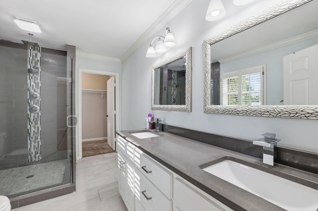 1217 Peter Pan Road, Lookout Mountain, GA 30750