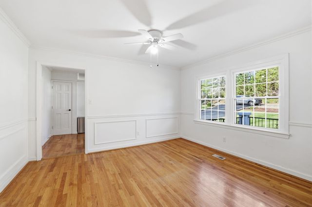 1217 Peter Pan Road, Lookout Mountain, GA 30750