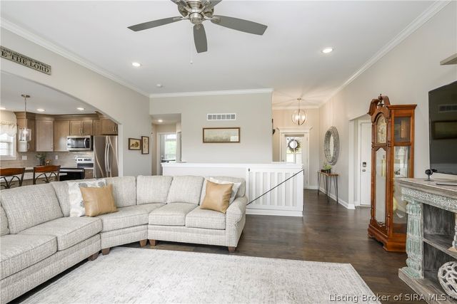 1729 Champions Pointe Parkway, Henryville, IN 47126