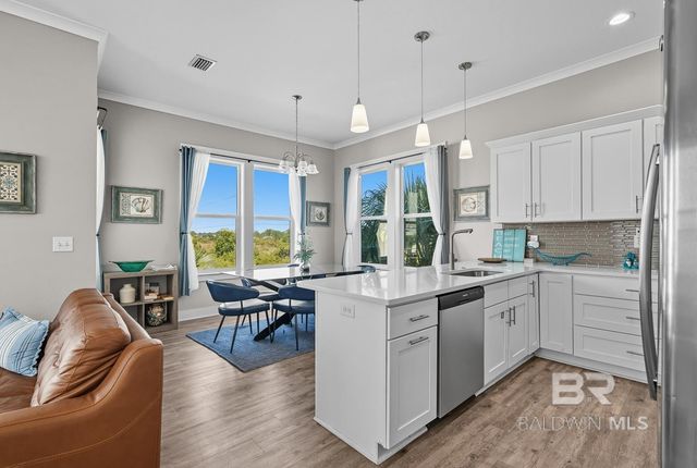 435 E 2nd Avenue F, Gulf Shores, AL 36542