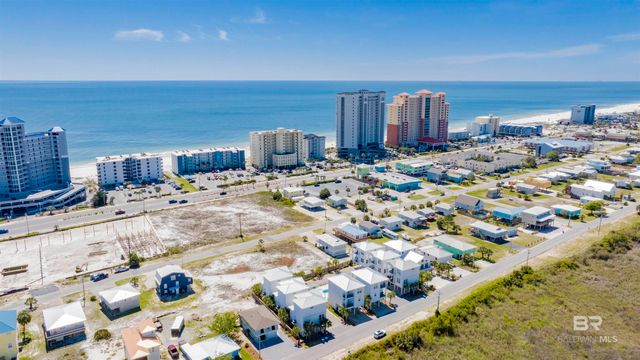 435 E 2nd Avenue F, Gulf Shores, AL 36542