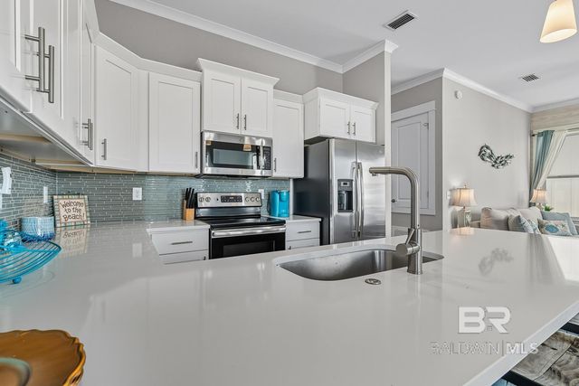 435 E 2nd Avenue F, Gulf Shores, AL 36542