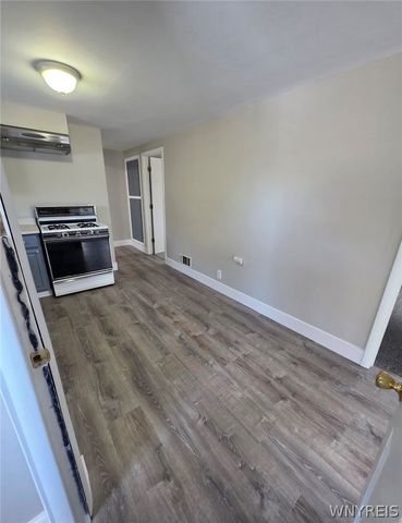 157 14th Street Upper Rear, Buffalo, NY 14213