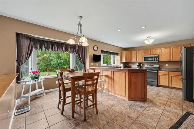 12103 N Territorial Road, Dexter, MI 48130