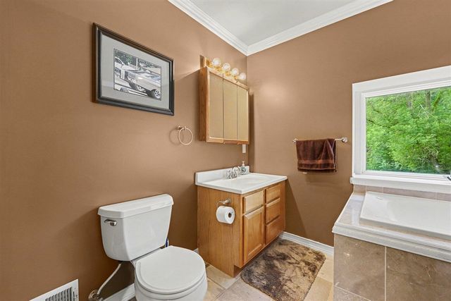 12103 N Territorial Road, Dexter, MI 48130