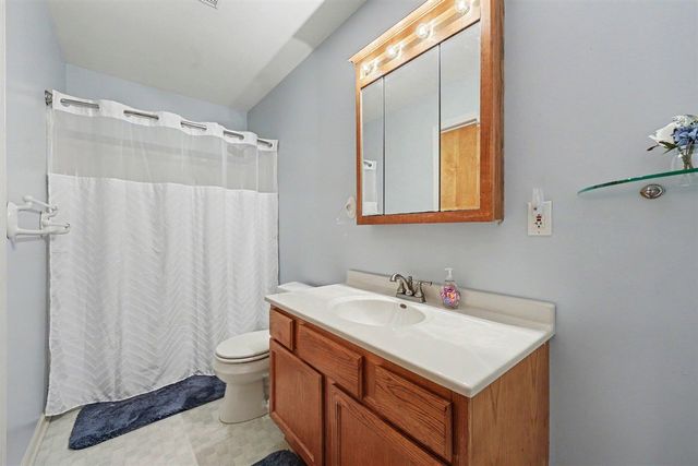 12103 N Territorial Road, Dexter, MI 48130