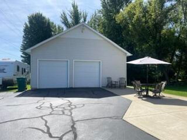 12103 N Territorial Road, Dexter, MI 48130