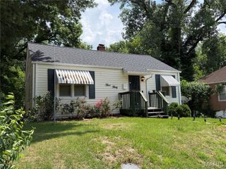 330 Plaza Avenue, St Louis, MO 63135