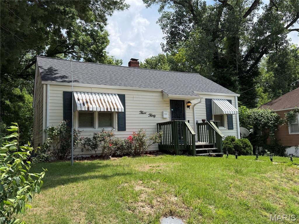 330 Plaza Avenue, St Louis, MO 63135