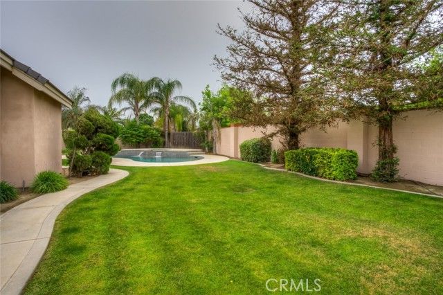 1507 Cromerton, Bakersfield, CA 93311