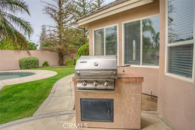 1507 Cromerton, Bakersfield, CA 93311