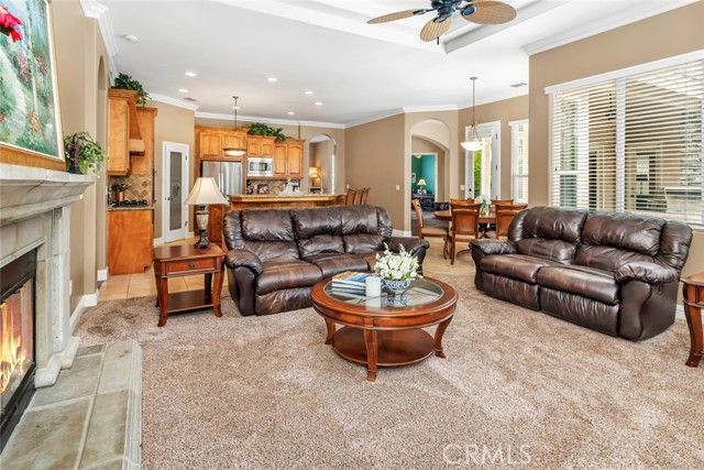 1507 Cromerton, Bakersfield, CA 93311