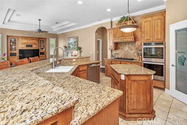 1507 Cromerton, Bakersfield, CA 93311