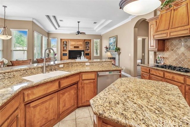 1507 Cromerton, Bakersfield, CA 93311