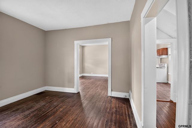 624 N 41st Street, Omaha, NE 68131
