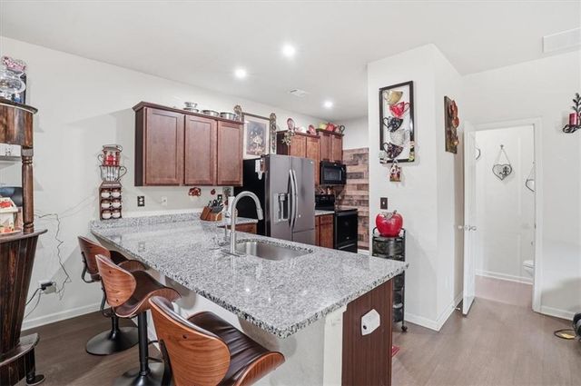 222 Seasons Valley, Pendergrass, GA 30567