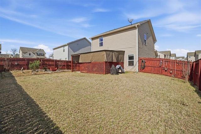 222 Seasons Valley, Pendergrass, GA 30567