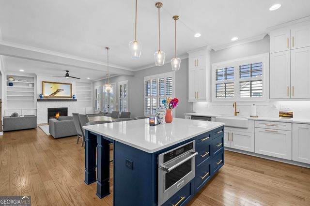 2001 Haley Walk, Woodstock, GA 30188