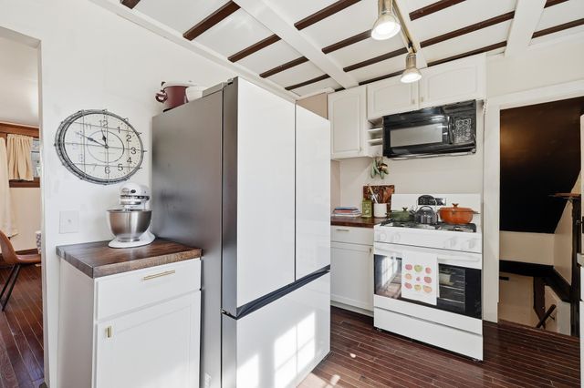 1321 SE MacCorkle Avenue, Charleston, WV 25314