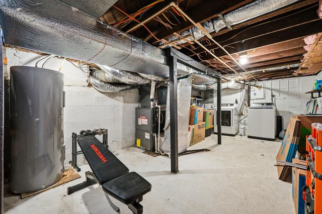 1321 SE MacCorkle Avenue, Charleston, WV 25314