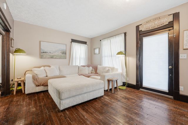 1321 SE MacCorkle Avenue, Charleston, WV 25314