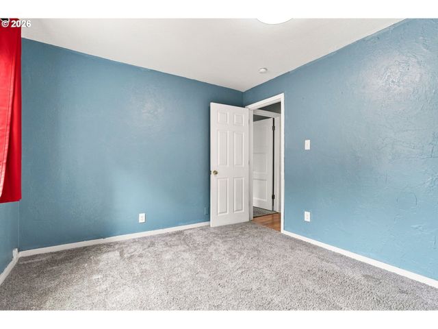 1960 W 25TH Ave, Eugene, OR 97405