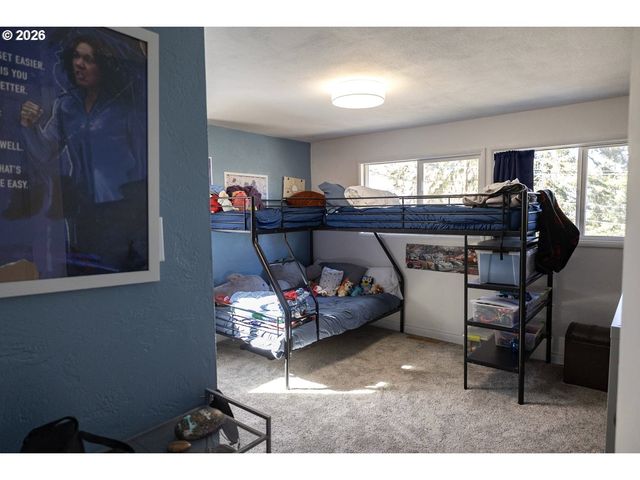 1960 W 25TH Ave, Eugene, OR 97405