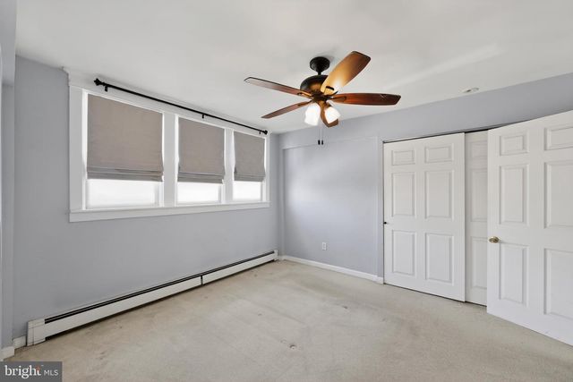 1712 ORCHARD AVE, Folsom, PA 19033