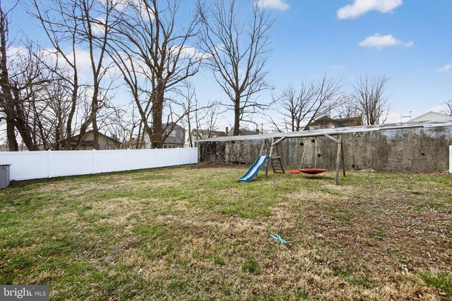 1712 ORCHARD AVE, Folsom, PA 19033