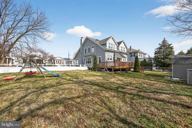 1712 ORCHARD AVE, Folsom, PA 19033