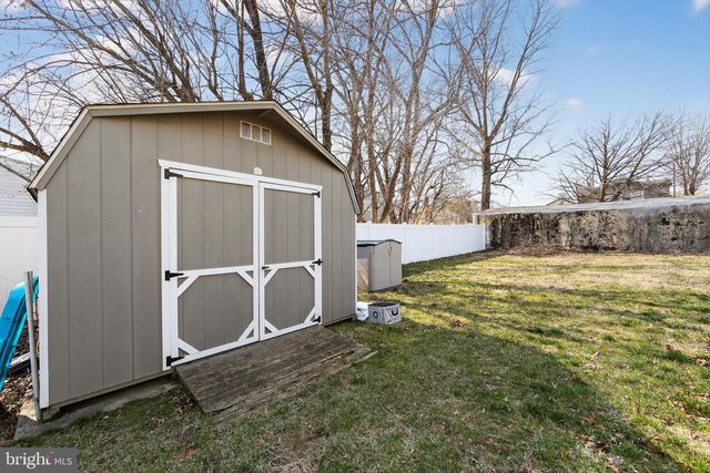 1712 ORCHARD AVE, Folsom, PA 19033