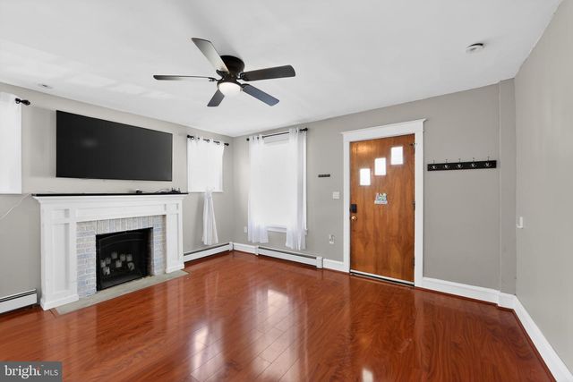 1712 ORCHARD AVE, Folsom, PA 19033